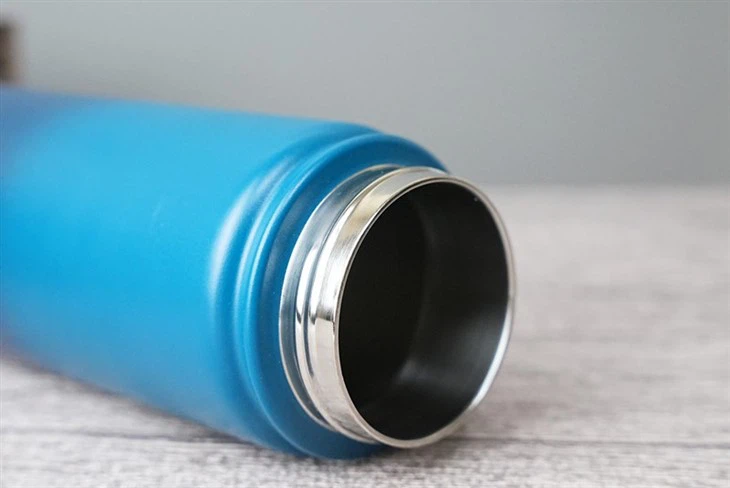 Sports Bottle 18oz Leak Proof - Stainless Steel Gym & Sports Bottle